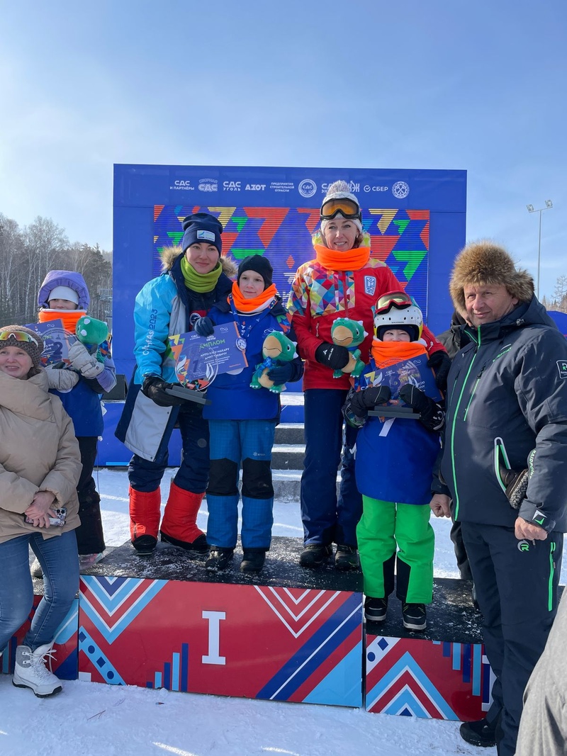 Фото - Участники программы «ЕВРАЗ – детям» из Новокузнецка и Таштагола стали победителями Всероссийских соревнований для детей с ограниченными возможностями «Лыжи мечты».