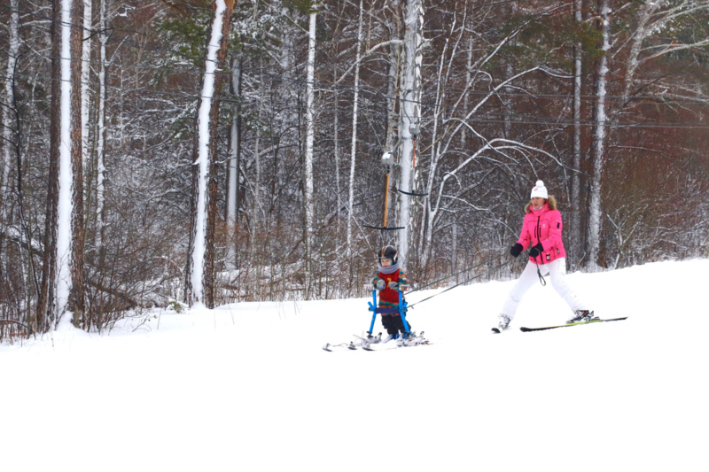 Фото - «Он стал лучше ходить»: Как горные лыжи помогают детям с ДЦП