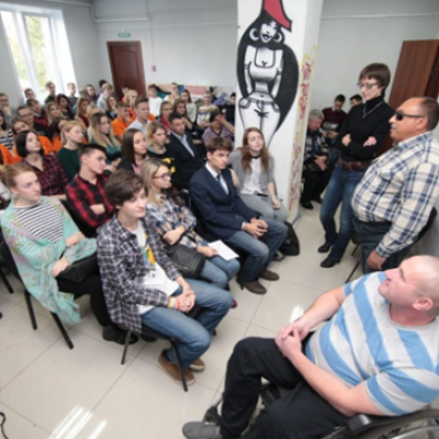 Волонтером быть просто