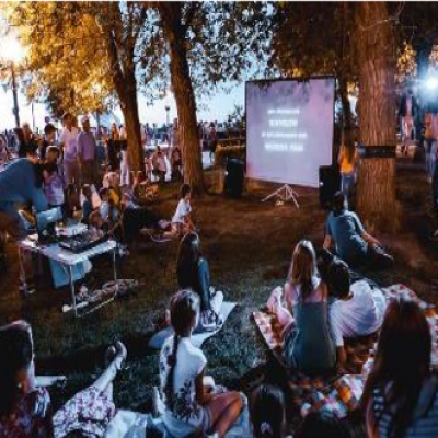 «Мобильная творческая площадка «Под открытым небом»