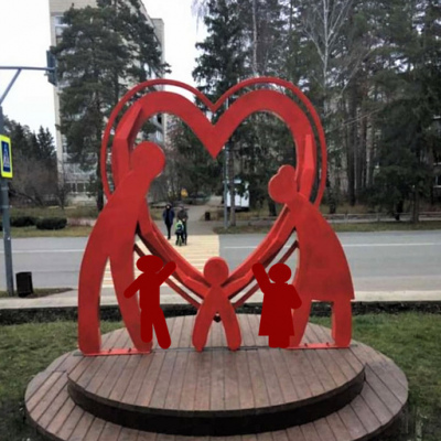 Арт-объект «Мы – семья»