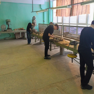 Обновленная слесарная мастерская