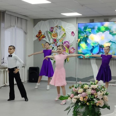 Надежда зажигает звезды