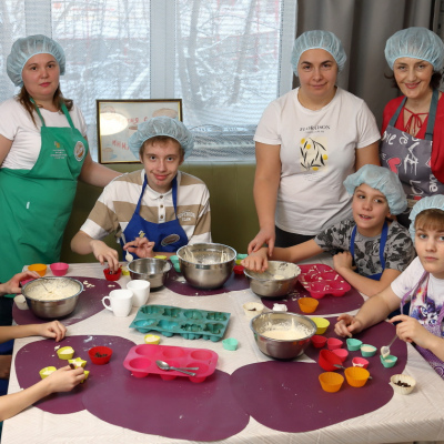 Кухня с инклюзинкой