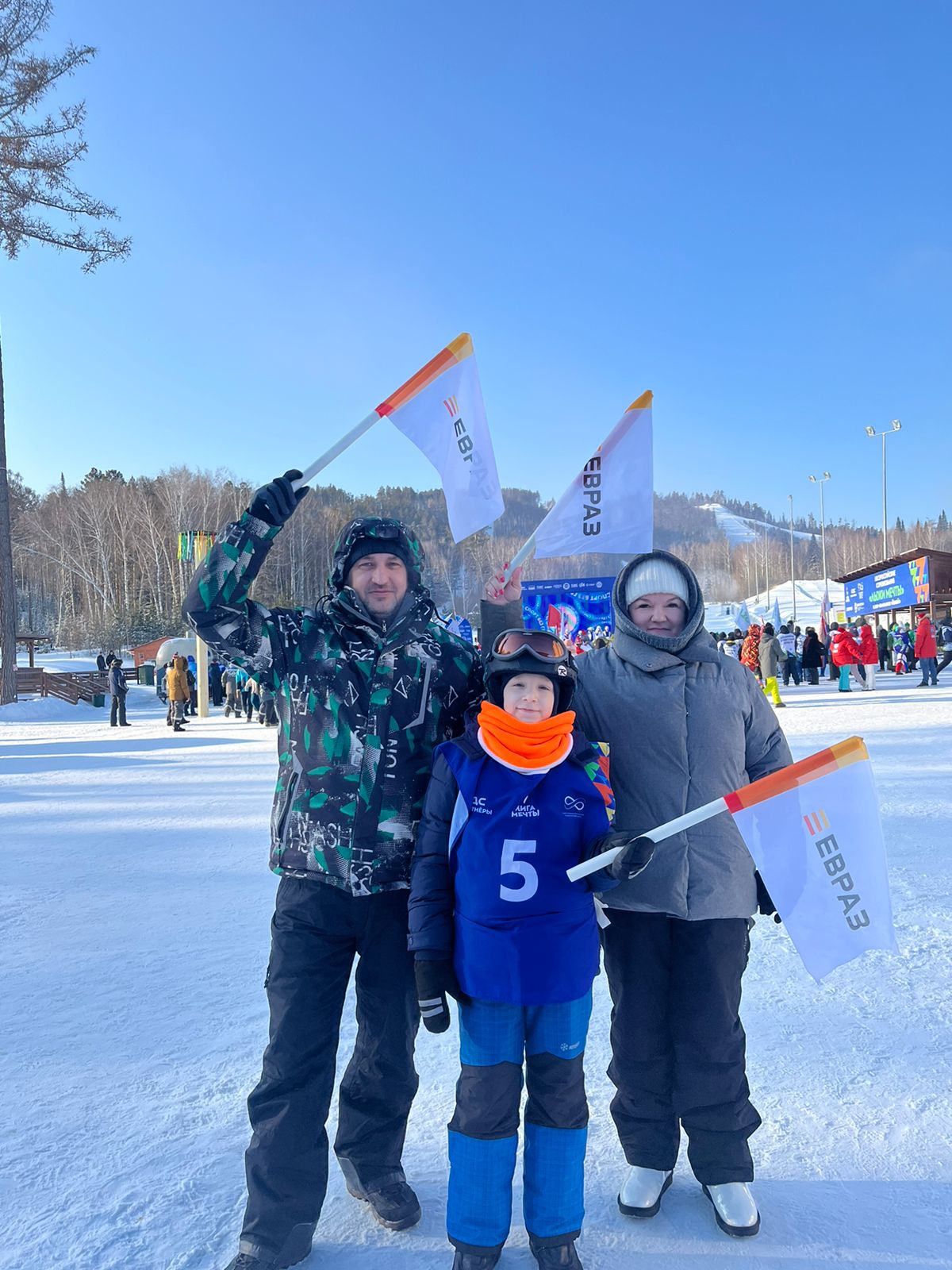 Фото - Участники программы «ЕВРАЗ – детям» из Новокузнецка и Таштагола стали победителями Всероссийских соревнований для детей с ограниченными возможностями «Лыжи мечты».