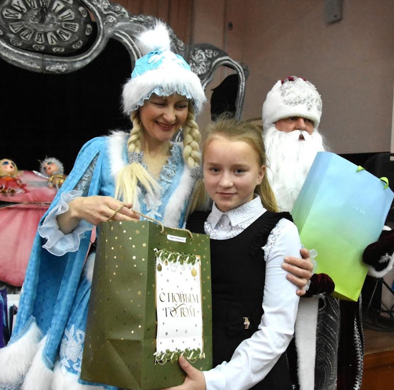 Фото - Волонтеры ЕВРАЗа исполнили маленькие мечты детей из Заокской школы-интерната