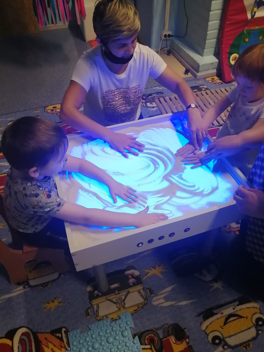 Фото - Детская библиотека Новокузнецка победила в федеральном конкурсе, представив проект инклюзивной сказкотерапии