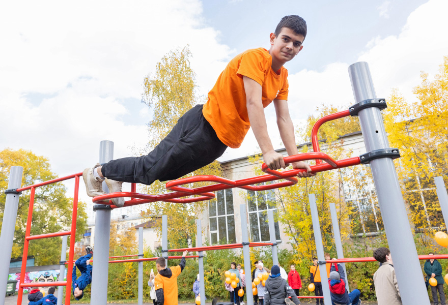 Фото - От VR-технологий до воркаут-площадок: ЕВРАЗ выделил средства на развитие детских домов Новокузнецка