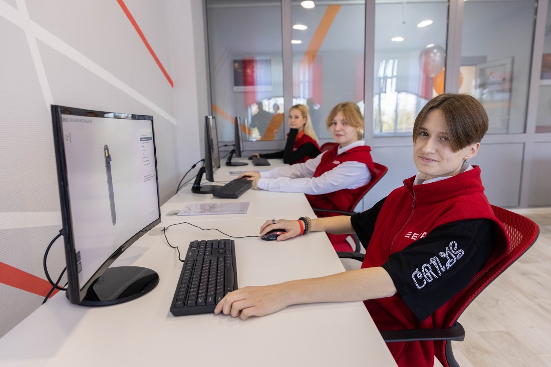 Фото - Три миллиона рублей на оснащение новых лабораторий