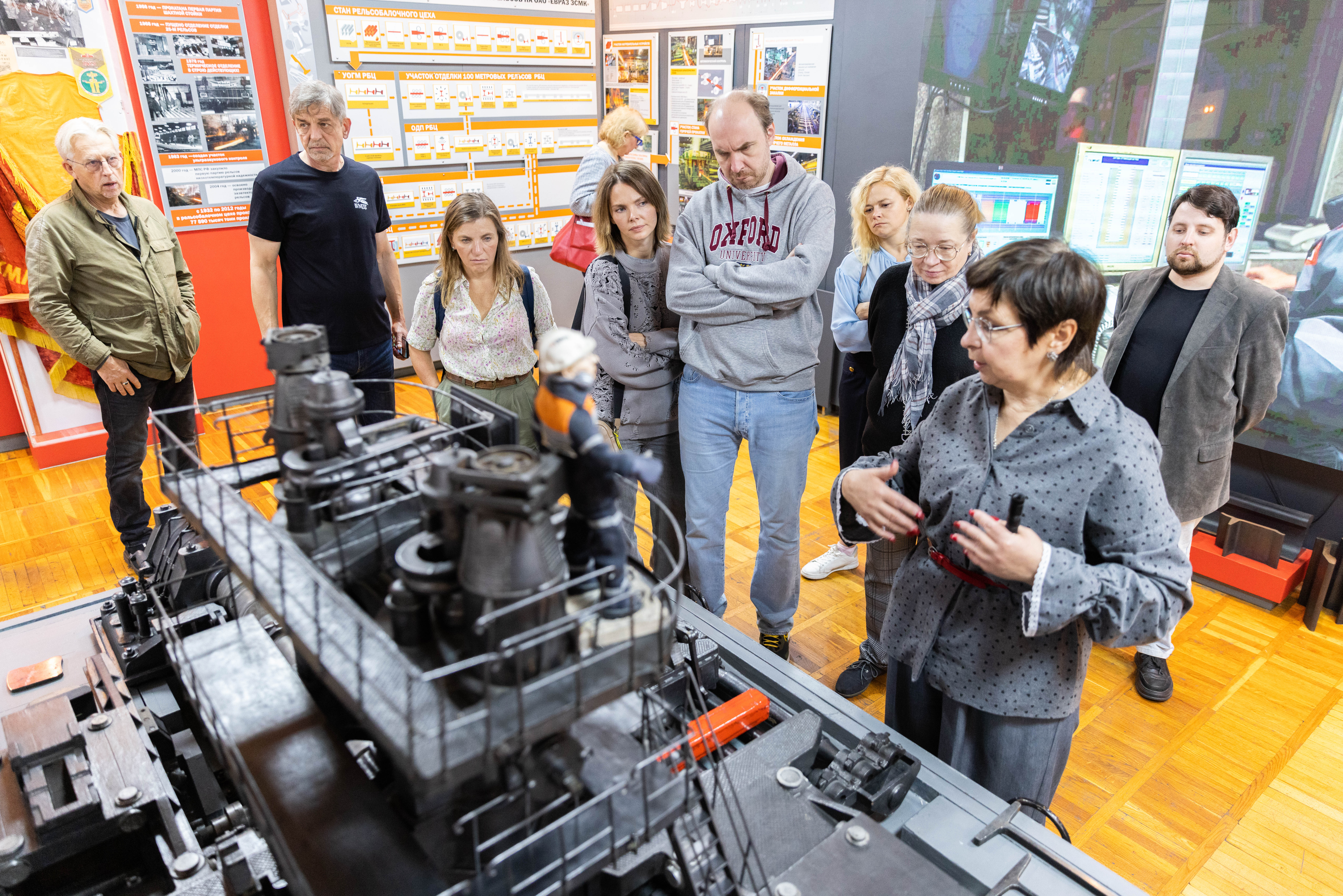 Фото - ЕВРАЗ организовал гастроли театра из Санкт-Петербурга