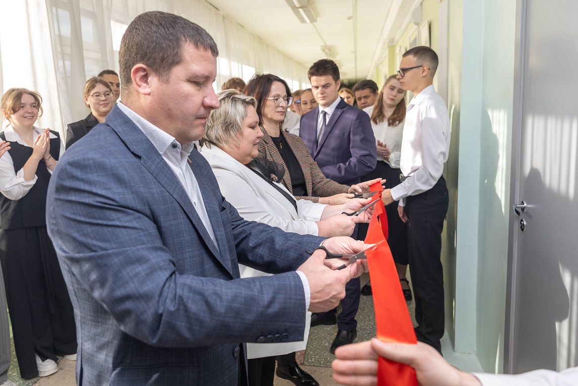 Фото - ЕВРАЗ продолжает поддержку инженерного образования в Нижнем Тагиле