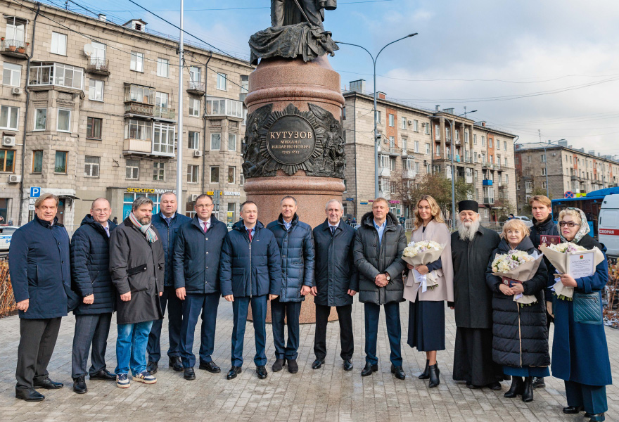 Фото - ЕВРАЗ ЗСМК помог благоустроить новое пространство в Новокузнецке