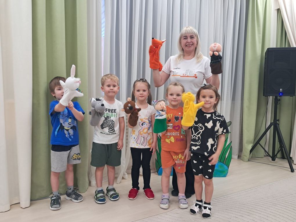 Фото - «Волшебный чемодан» в Гурьевском округе