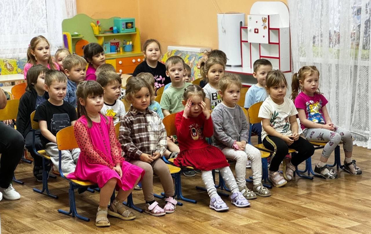 Фото - «Волшебный чемодан» в Гурьевском округе