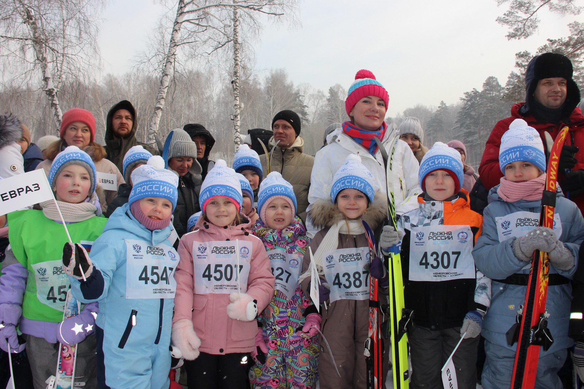 Фото - При поддержке ЕВРАЗа в Новокузнецке состоялась гонка «Лыжня России»