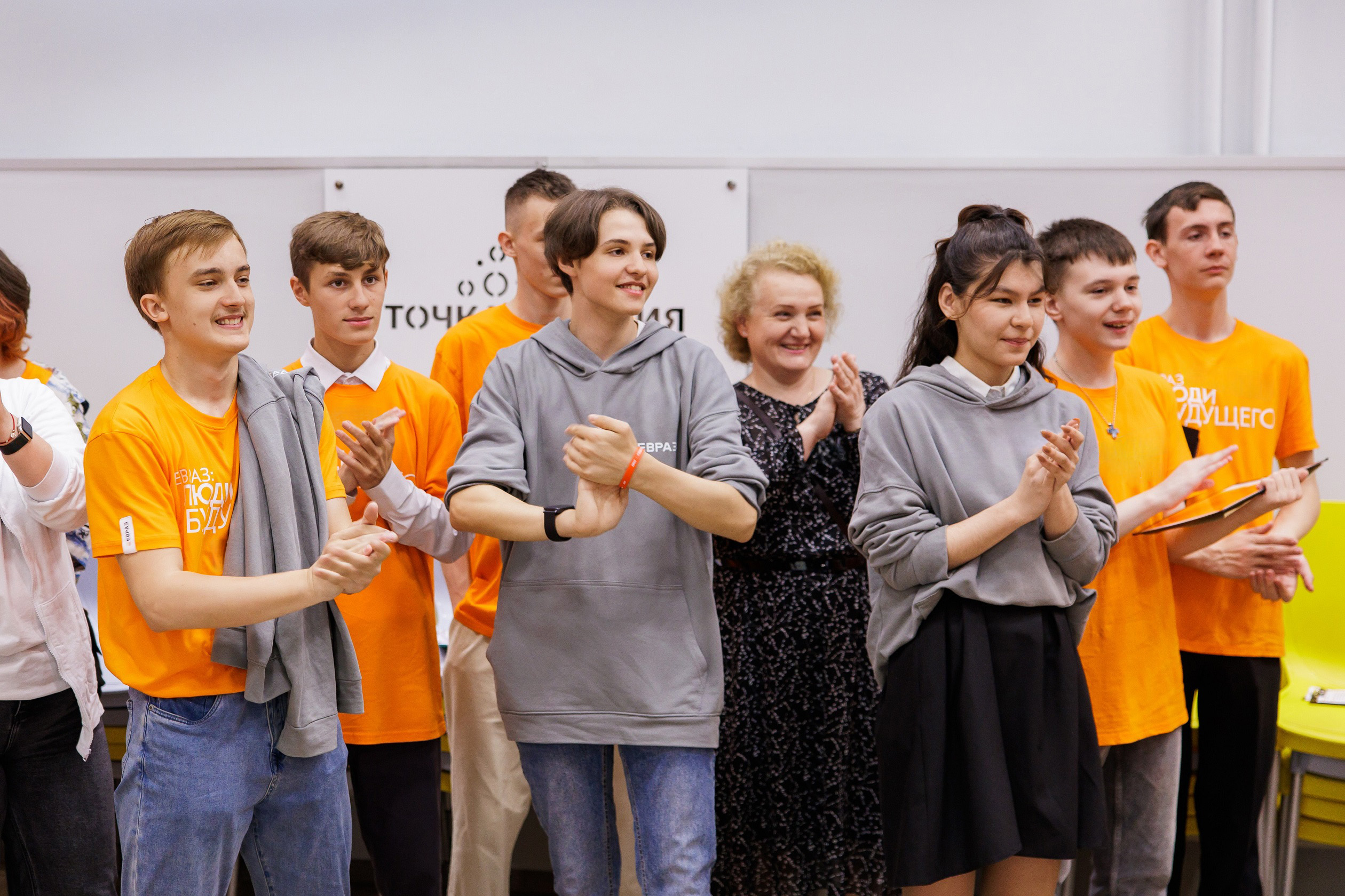 Фото - ЕВРАЗ помогает школьникам Кузбасса и Урала менять города к лучшему