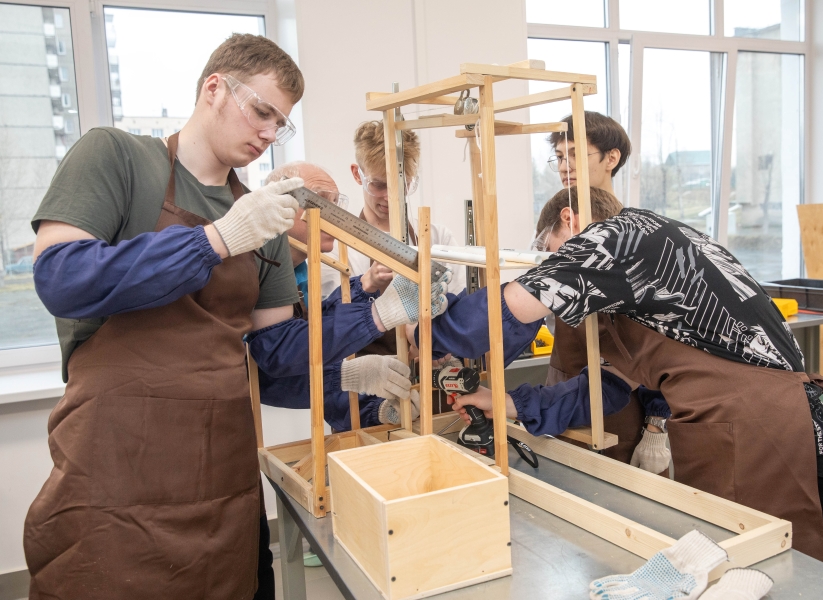 Фото - Пять команд, четыре часа и ноль батареек: при поддержке ЕВРАЗа прошел второй чемпионат «Каракури – класс!»