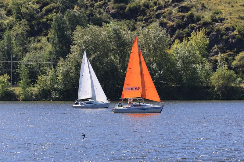 Фото - Как ЕВРАЗ НТМК и Нижний Тагил День металлурга отметили. Праздник по-спортивному: под кольцами и парусами