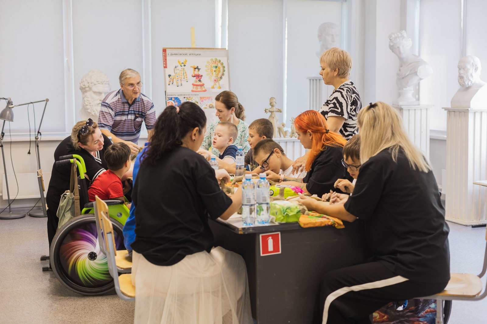 Фото - Мастер-класс по лепке из глины для детей с ОВЗ