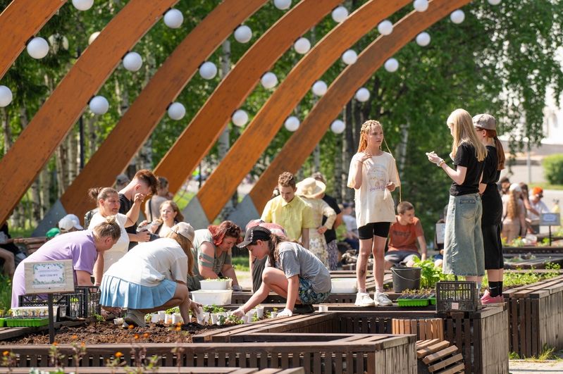 Фото - Красиво и ярко: Качканар похорошел благодаря конкурсу ЕВРАЗа