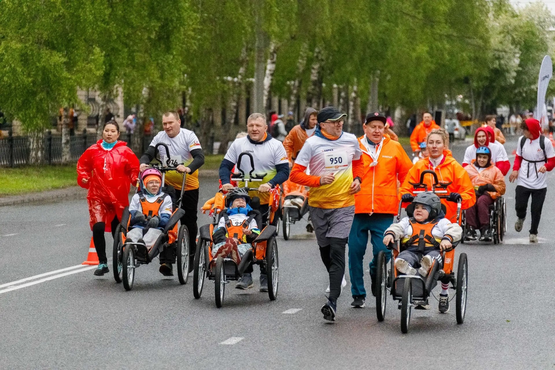 Фото - Спортивный праздник «Дай пять!» вновь объединил жителей Новокузнецка