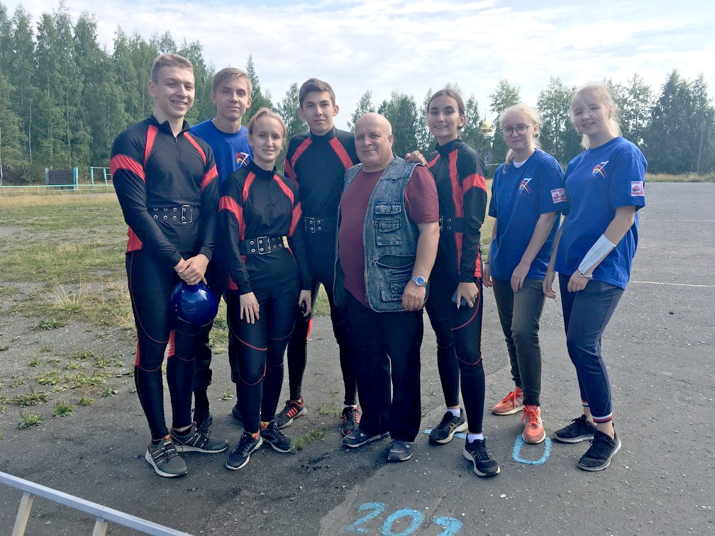 Фото - «Мы мечтали об этом около 10 лет». В Качканаре школьники могут попробовать себя в роли настоящих спасателей благодаря победе в грантовом конкурсе «ЕВРАЗ: город друзей — город идей!»